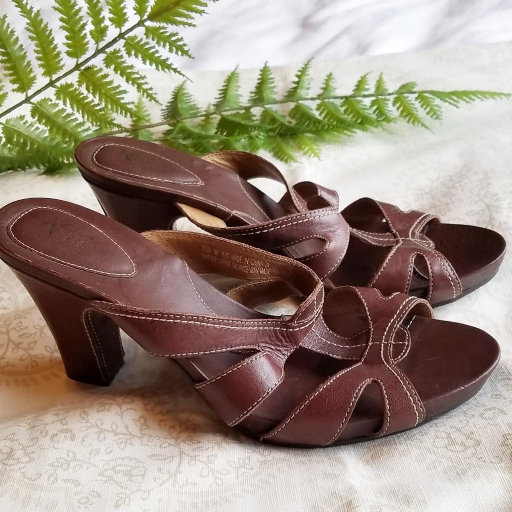 Clarks Artisan Sandals